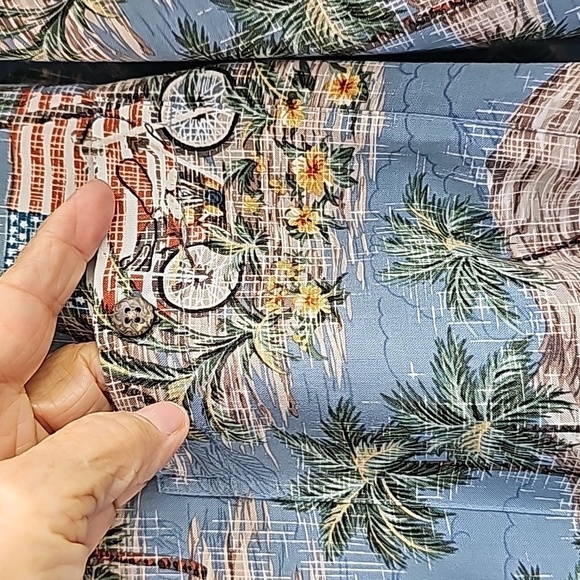 Mens hawian print casual button-down shirt. Great‎ VINTAGE print. Size large. - Picture 7 of 11